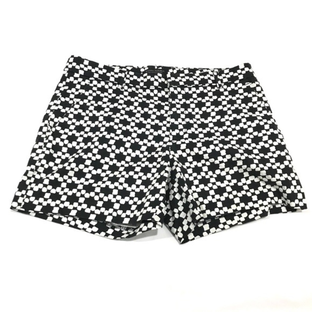 Banana Republic Black & White Shorts.